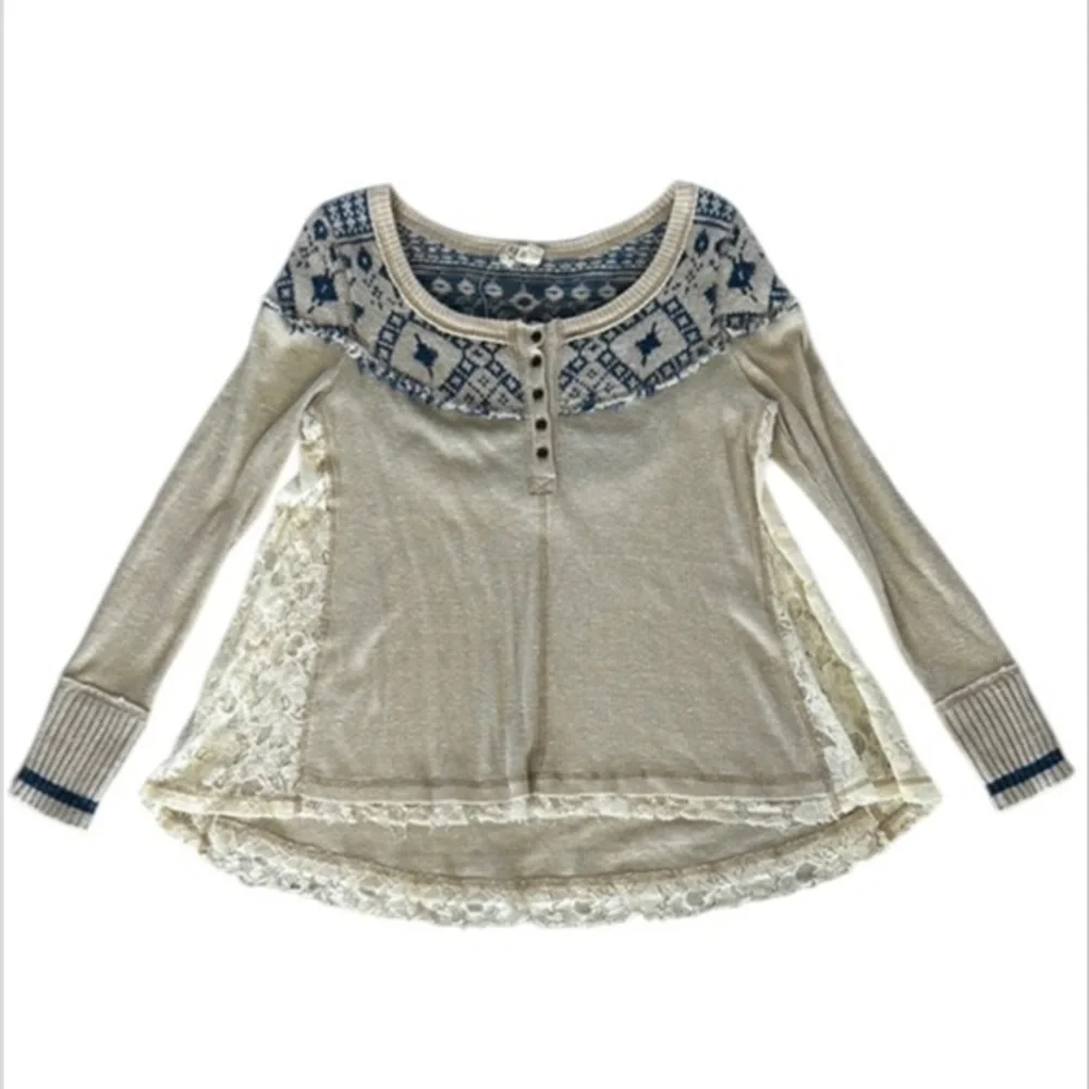 Free People Cabin in the woods thermal and lace shirt top long sleeve size XS